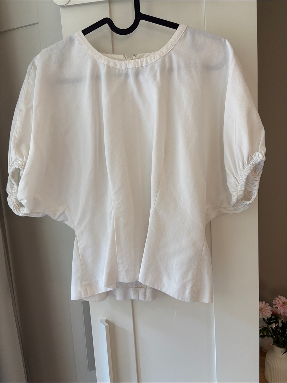 Club Monaco White Puff Sleeve Linen Blend Blouse